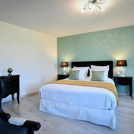 Chateau De Heaas 3*