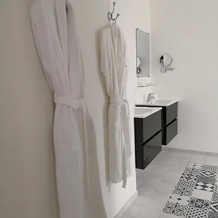 Chateau De Heaas Πανσιόν 3*