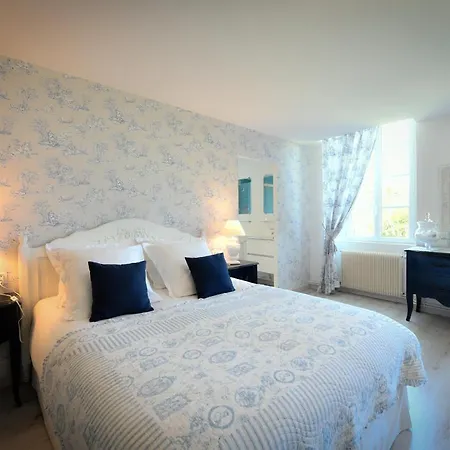 Chateau De Heaas Guest house Feas