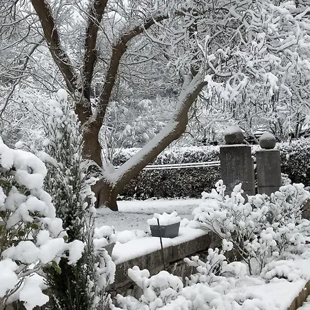 Πανσιόν Chateau De Heaas 3*