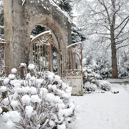 Chateau De Heaas Feas