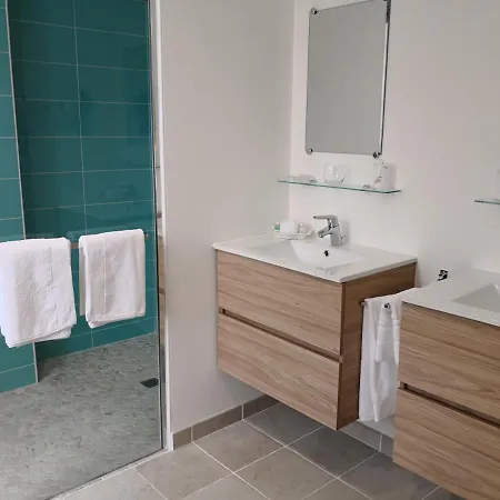 Πανσιόν Chateau De Heaas