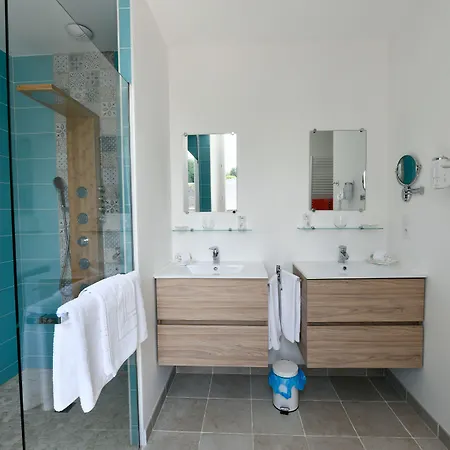 Chateau De Heaas Πανσιόν 3*