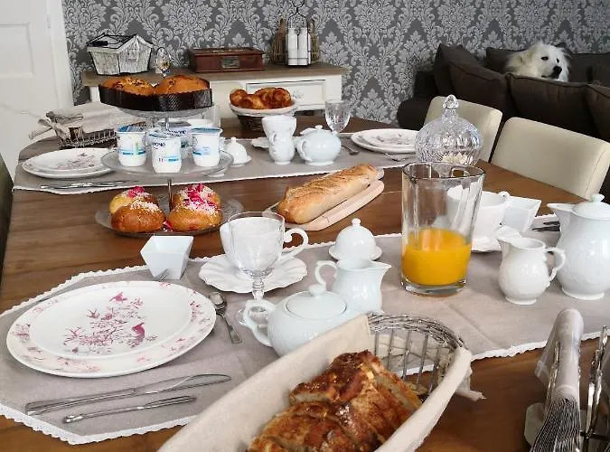 Chateau De Heaas בית הארחה 3*