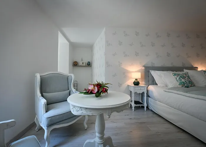 בית הארחה Chateau De Heaas