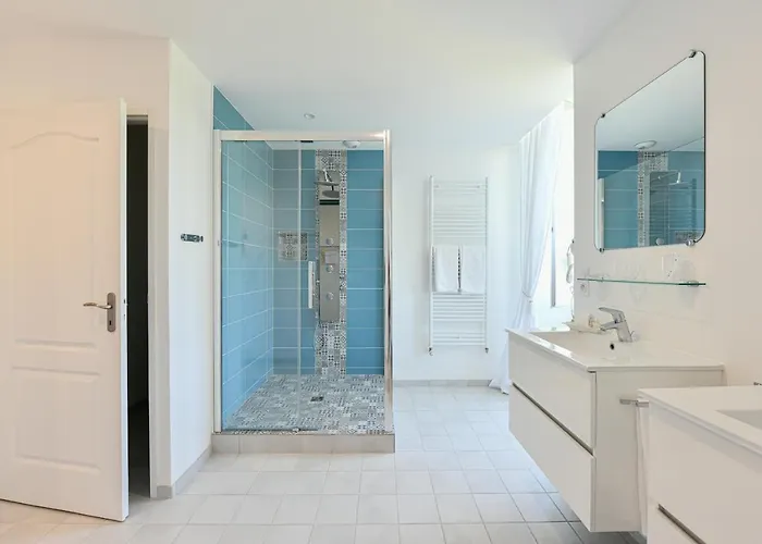 Chateau De Heaas 3* Feas