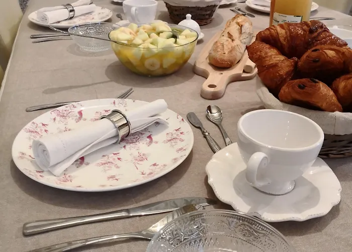 בית הארחה Chateau De Heaas Feas